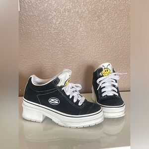 Vintage 90s Sketchers Platform Suede Shoe Size 1